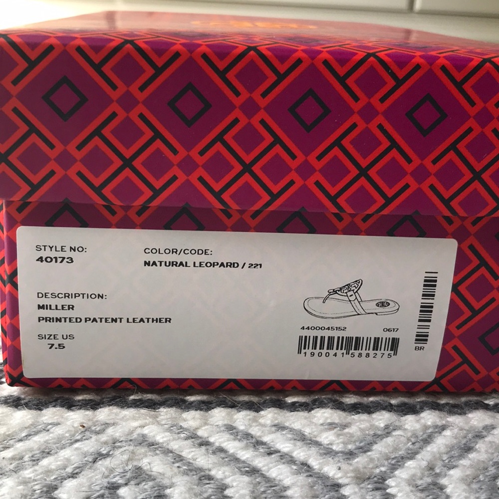 🆕Tory Burch Miller Printed Patent Leather Sandals - Picture 8 of 8